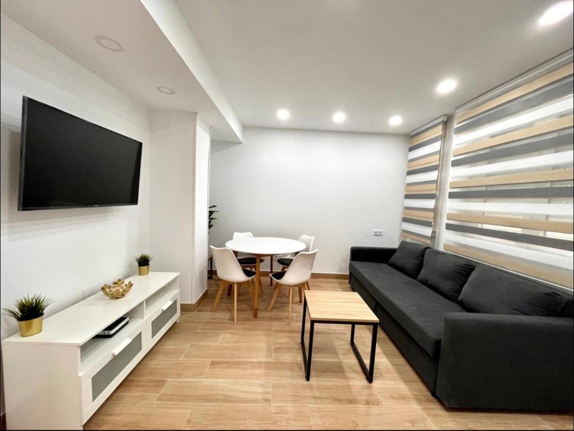Maximilian Dreams Apartment Madrid Ngoại thất bức ảnh
