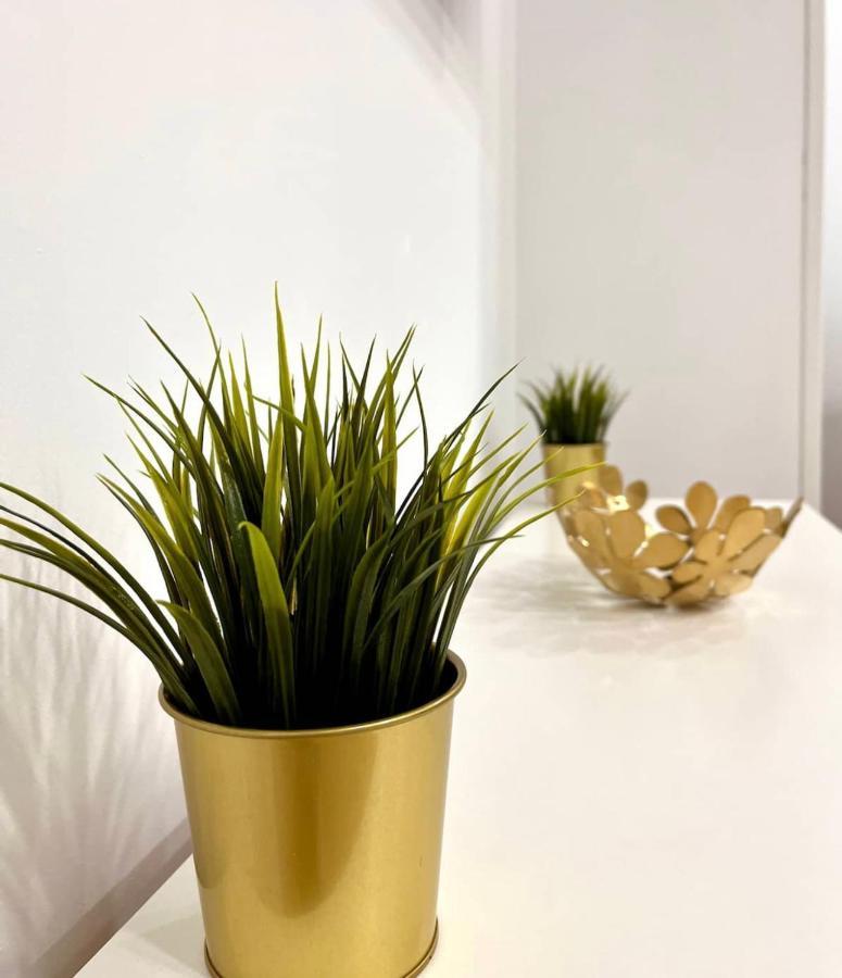 Maximilian Dreams Apartment Madrid Ngoại thất bức ảnh